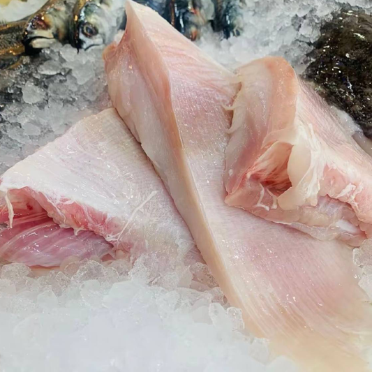 🌊 Deep-Sea Stingray Wings(Premium Thick-Cut) — The Ultimate "Crunch" Experience in SG!